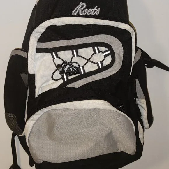 Roots backpack - Picture 2 of 3